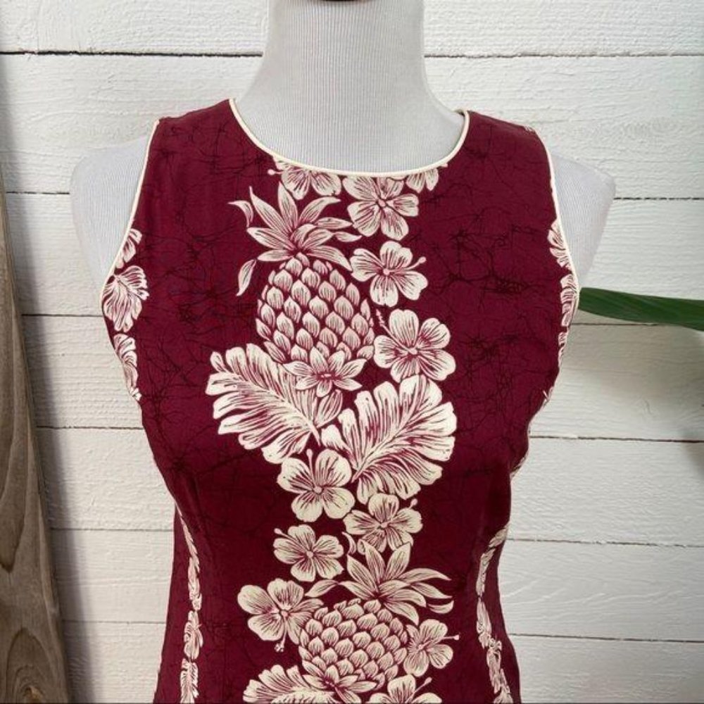 SOLD. Vintage Iolani Young Hawaiian MuuMuu 2000 - Picture 2 of 8